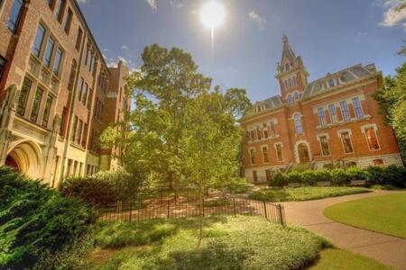 The Commodore - Stunning Vandy Home, Walk To It All Nashville Eksteriør billede